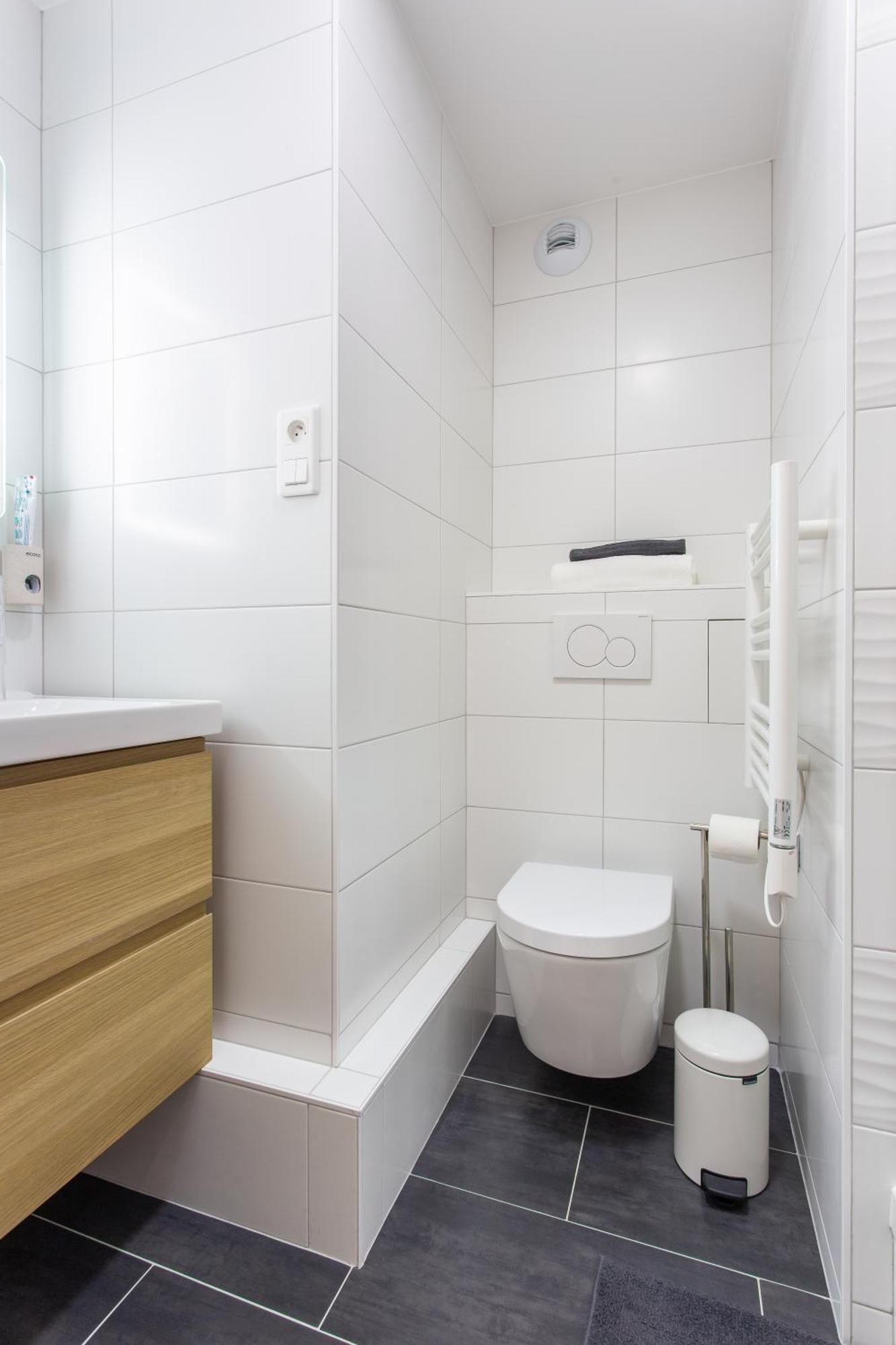 D&E - Paris-Disney - Holidays Apartment - Appartement De Vacances - 5 Chambres- 5 Sdb - 5 Bedrooms - 5 Bathrooms - Netflix Champs-Sur-Marne Ngoại thất bức ảnh