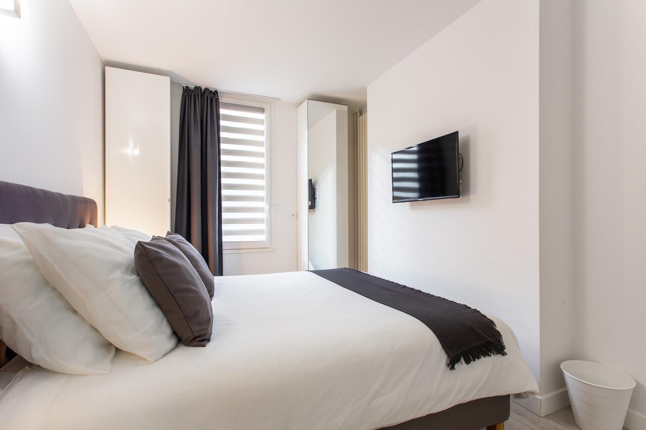 D&E - Paris-Disney - Holidays Apartment - Appartement De Vacances - 5 Chambres- 5 Sdb - 5 Bedrooms - 5 Bathrooms - Netflix Champs-Sur-Marne Ngoại thất bức ảnh